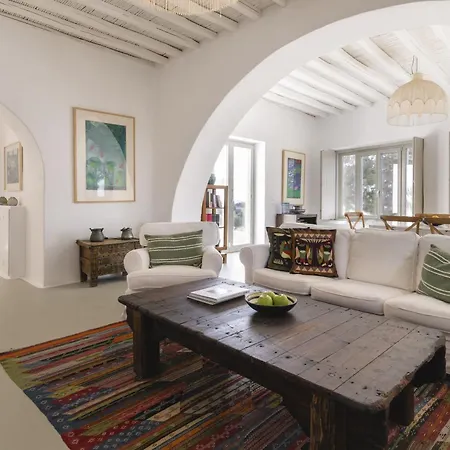 Thalia - 4 Bdrm - In 200m - Mg *