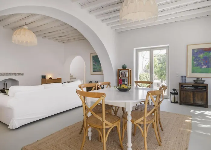 فيلة Thalia - 4 Bdrm - In 200m - Mg *