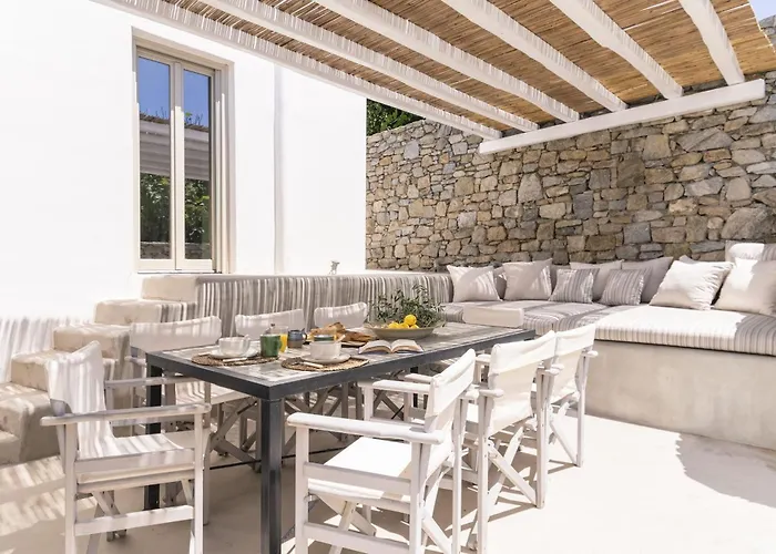 Thalia - 4 Bdrm - In 200m - Mg *